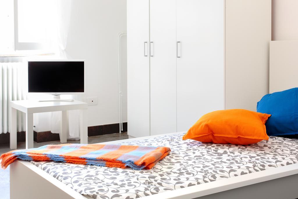 Ponte Tiberio Apartment Rimini Buitenkant foto
